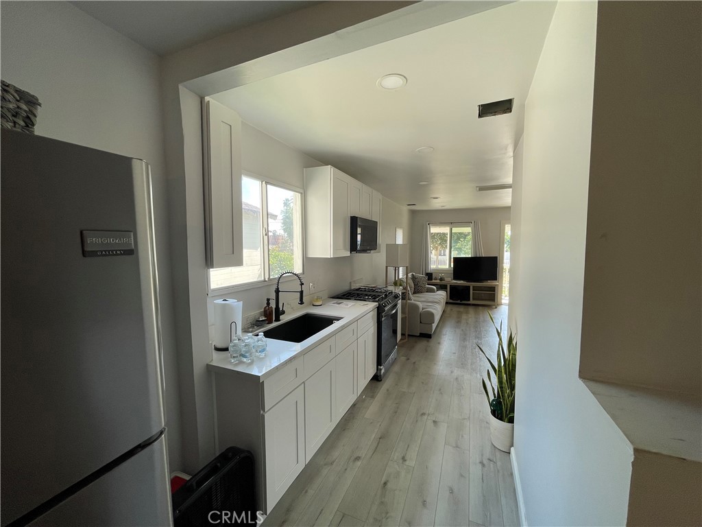 463 Macdonald Street Property Photo 10