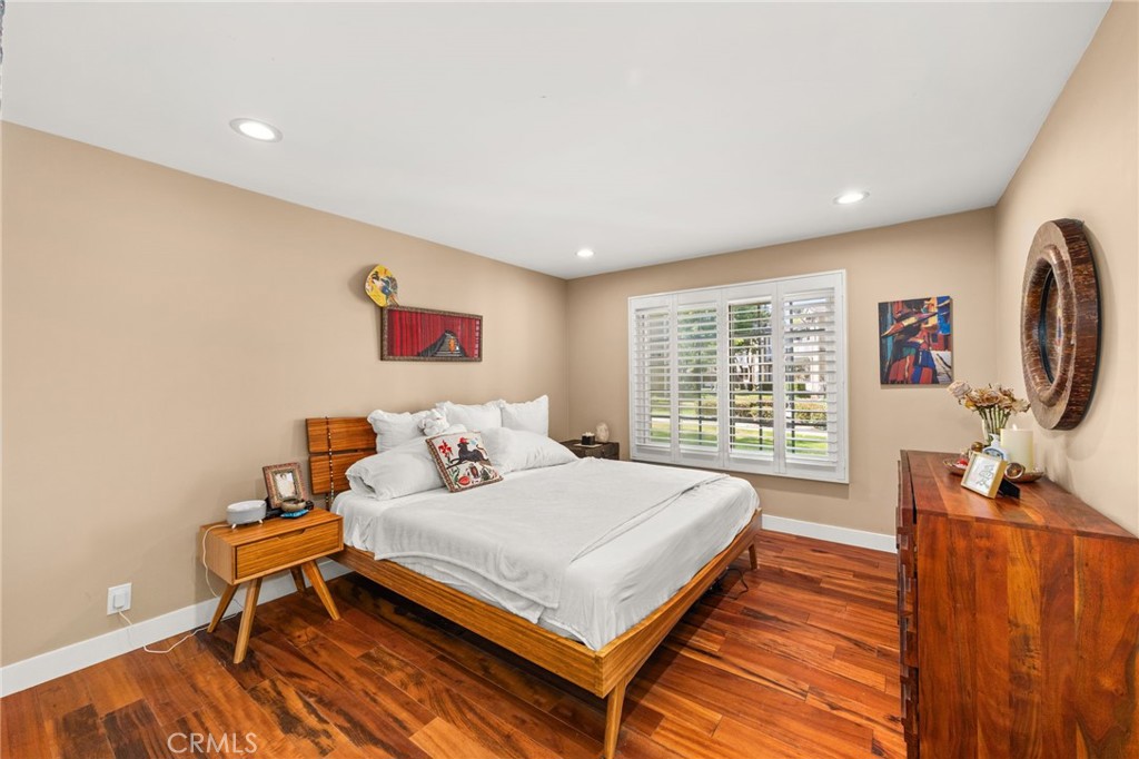 3860 Amberly Property Photo 17