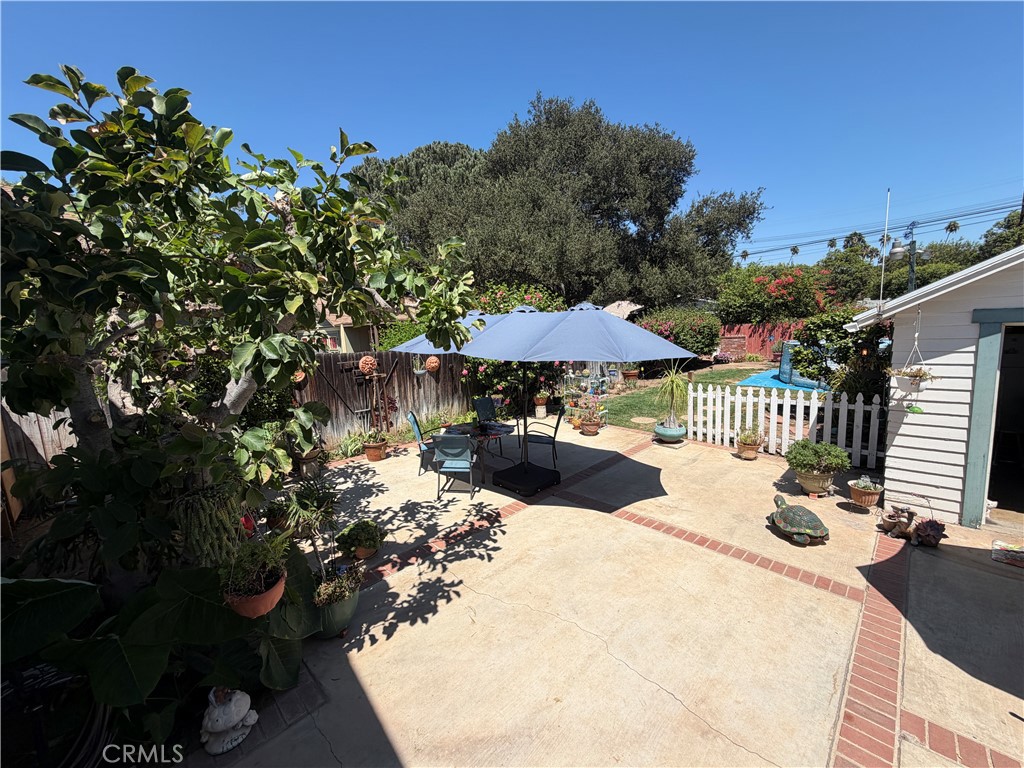 804 N Catalina Property Photo 12