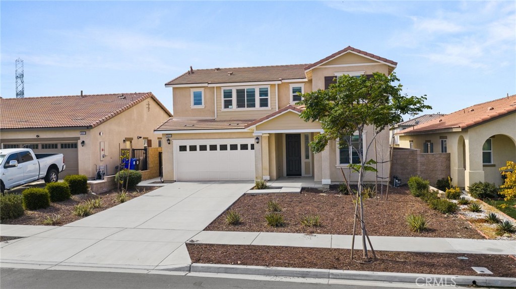 15623 Kings Peak Drive Property Photo 4