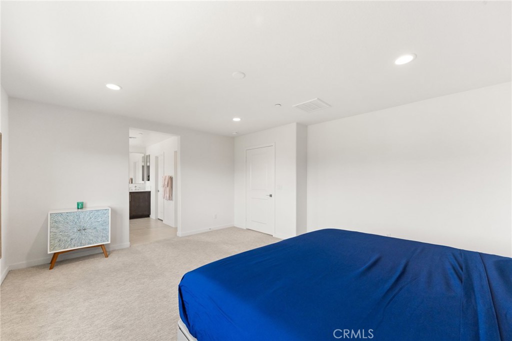 15623 Kings Peak Drive Property Photo 22