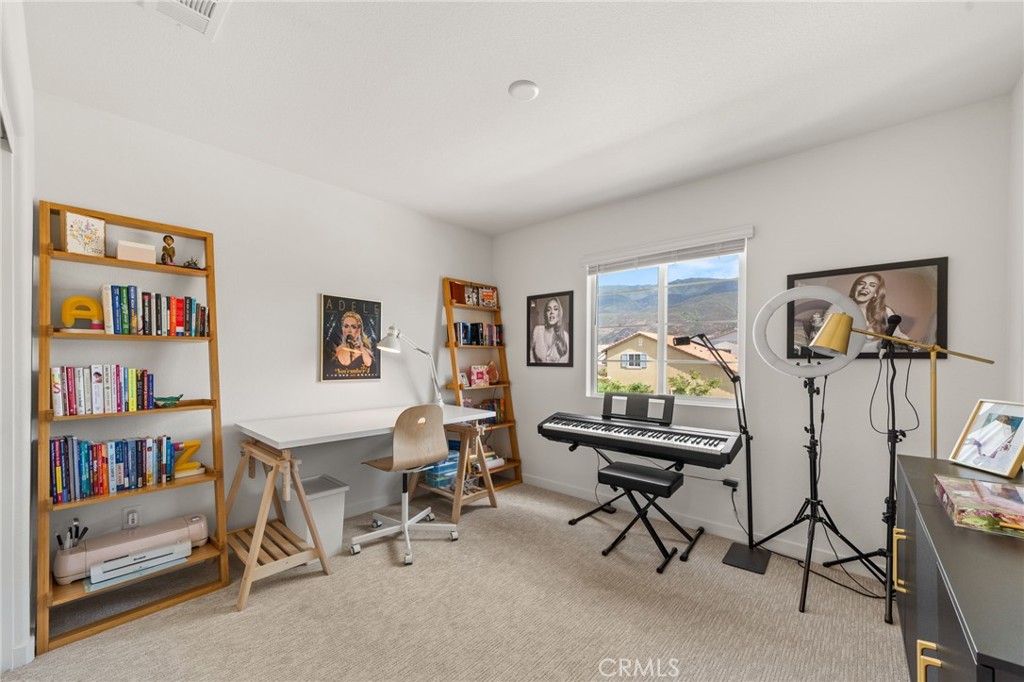 15623 Kings Peak Drive Property Photo 24