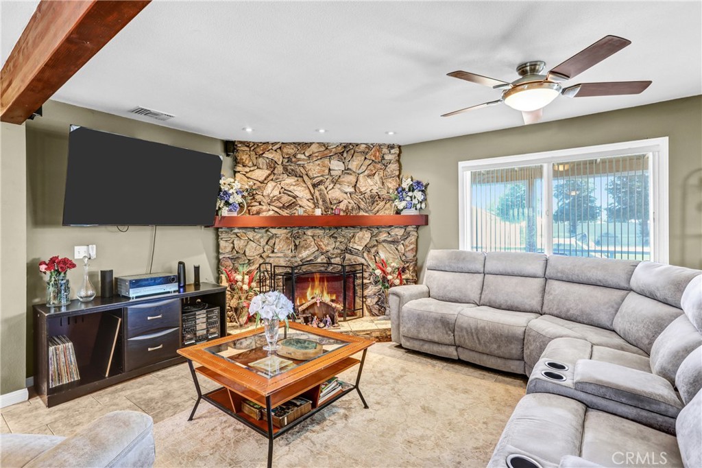 1170 Michigan Property Photo 3