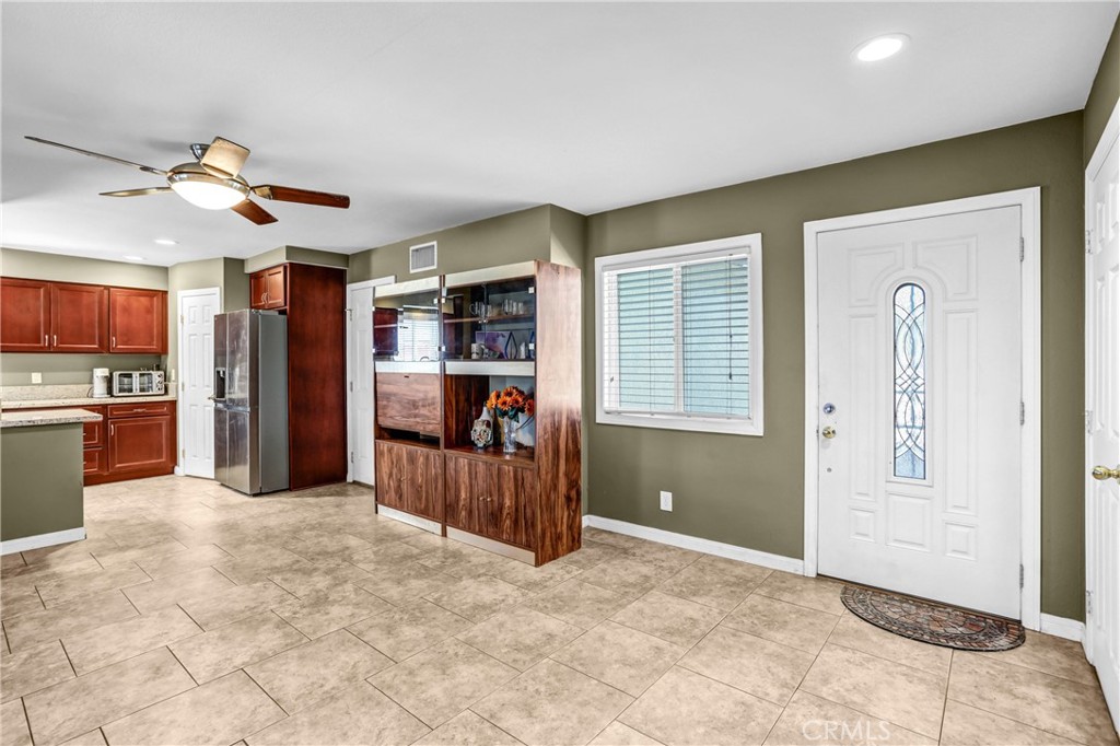1170 Michigan Property Photo 6