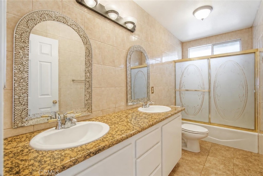 7350 Legacy Property Photo 32