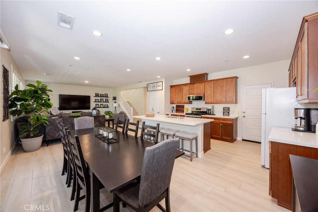 2229 Opal Street Property Photo 9