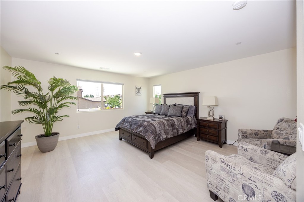 2229 Opal Street Property Photo 17