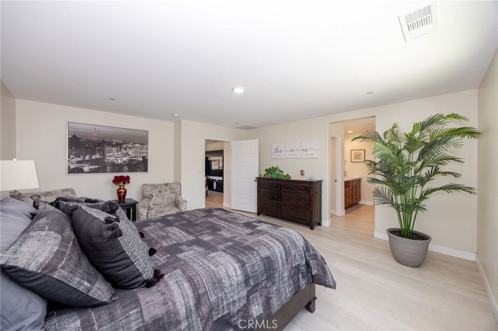2229 Opal Street Property Photo 18