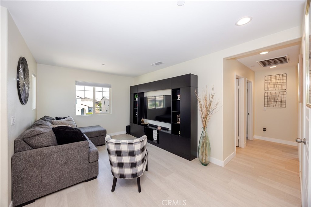 2229 Opal Street Property Photo 27