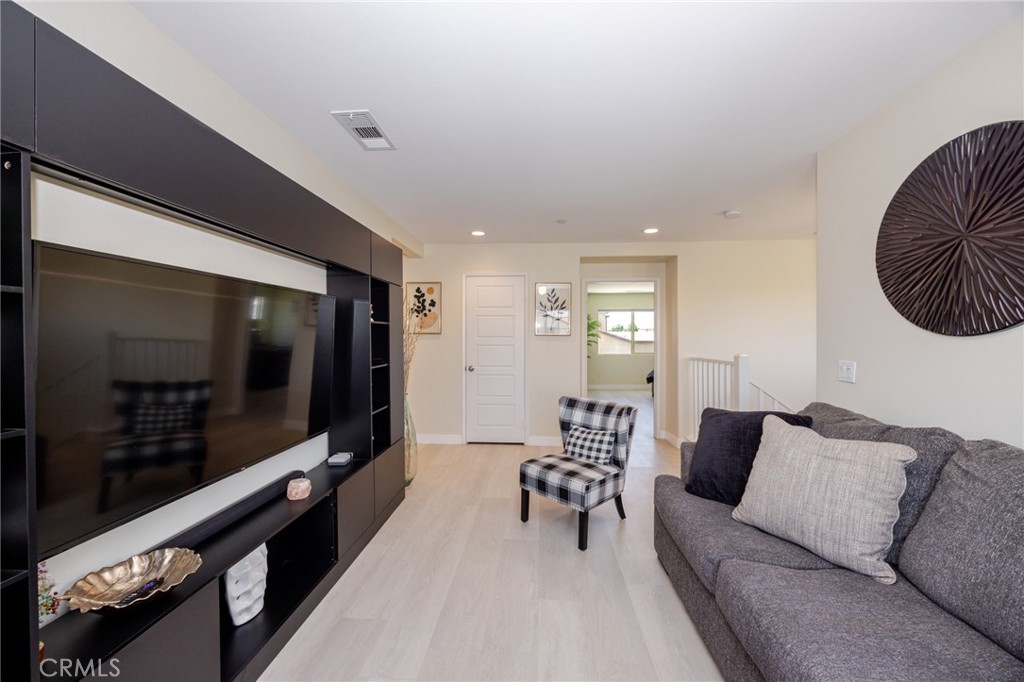 2229 Opal Street Property Photo 28
