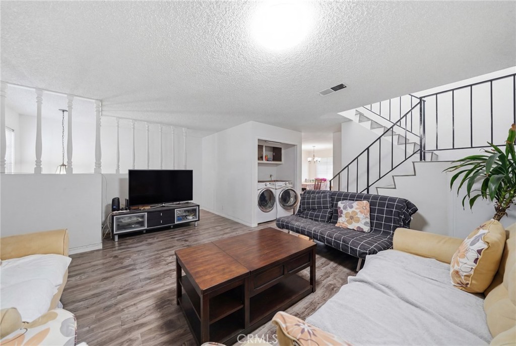 824 S Stoneman Avenue 16 Property Photo 6