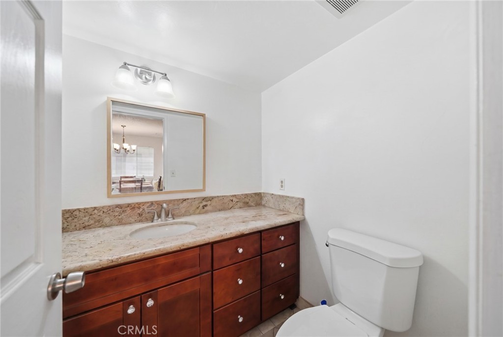 824 S Stoneman Avenue 16 Property Photo 14