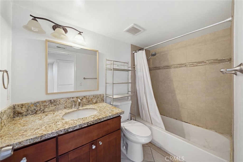 824 S Stoneman Avenue 16 Property Photo 20