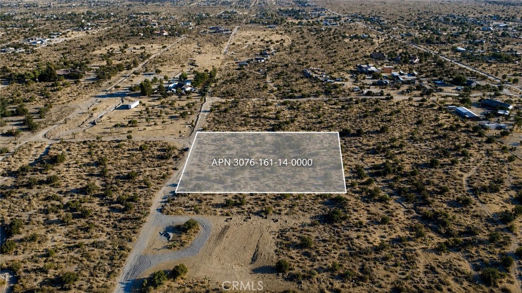 1 Pine Tree Road Property Photo 1