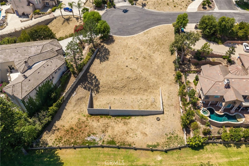 16135 Greens Court Property Photo 22
