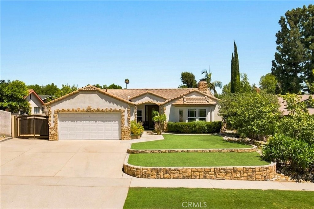 7865 Layton Property Photo 1