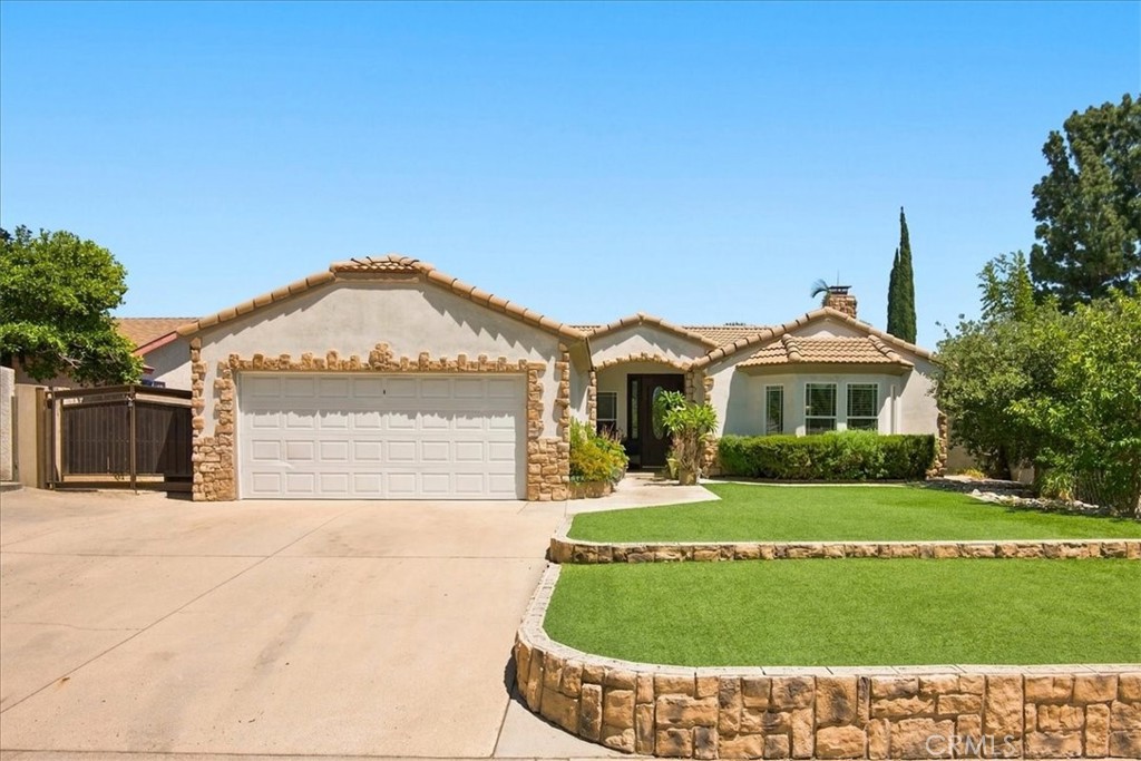 7865 Layton Property Photo 2
