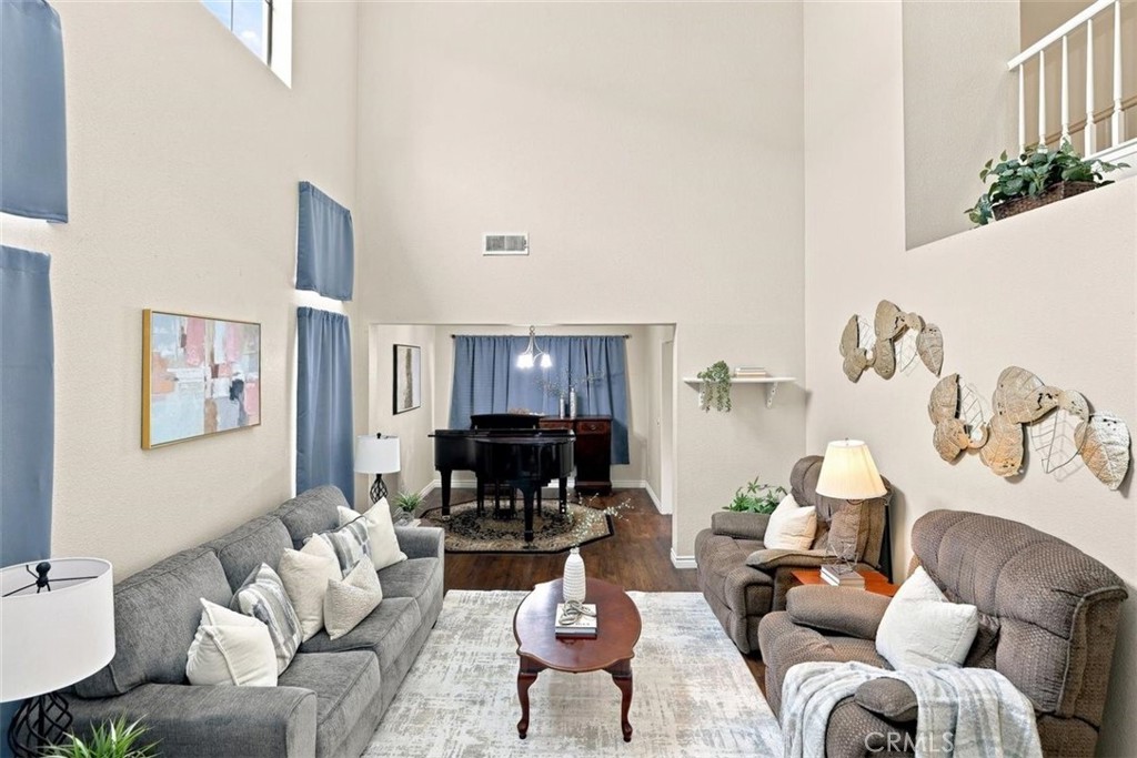 7560 Santa Lucia Property Photo 8