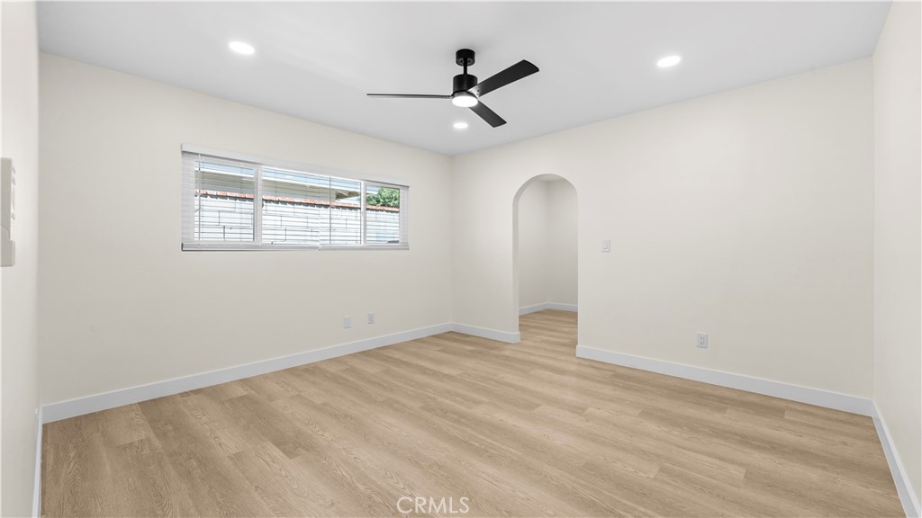 5737 Riverside Avenue Property Photo 17