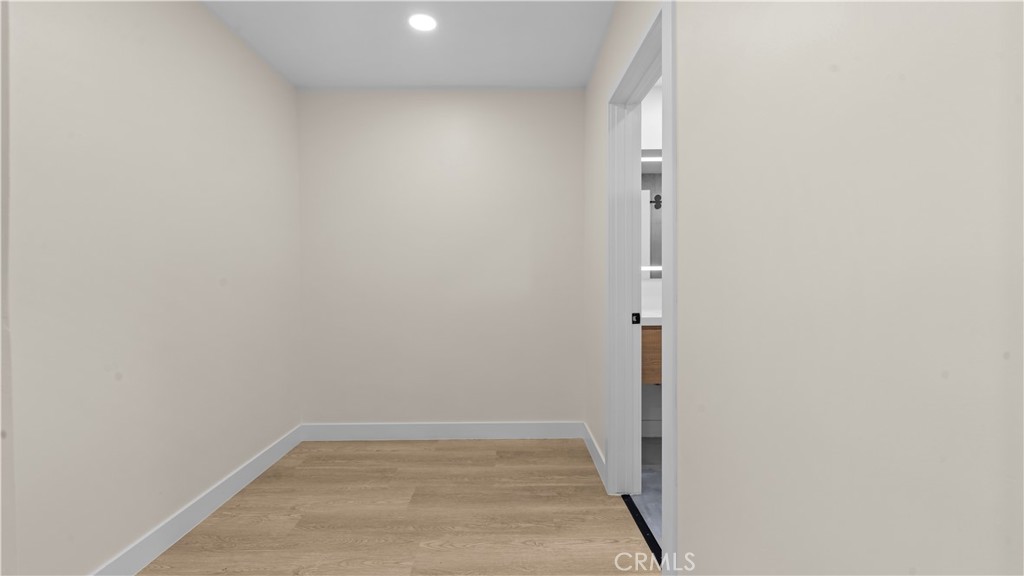 5737 Riverside Avenue Property Photo 28