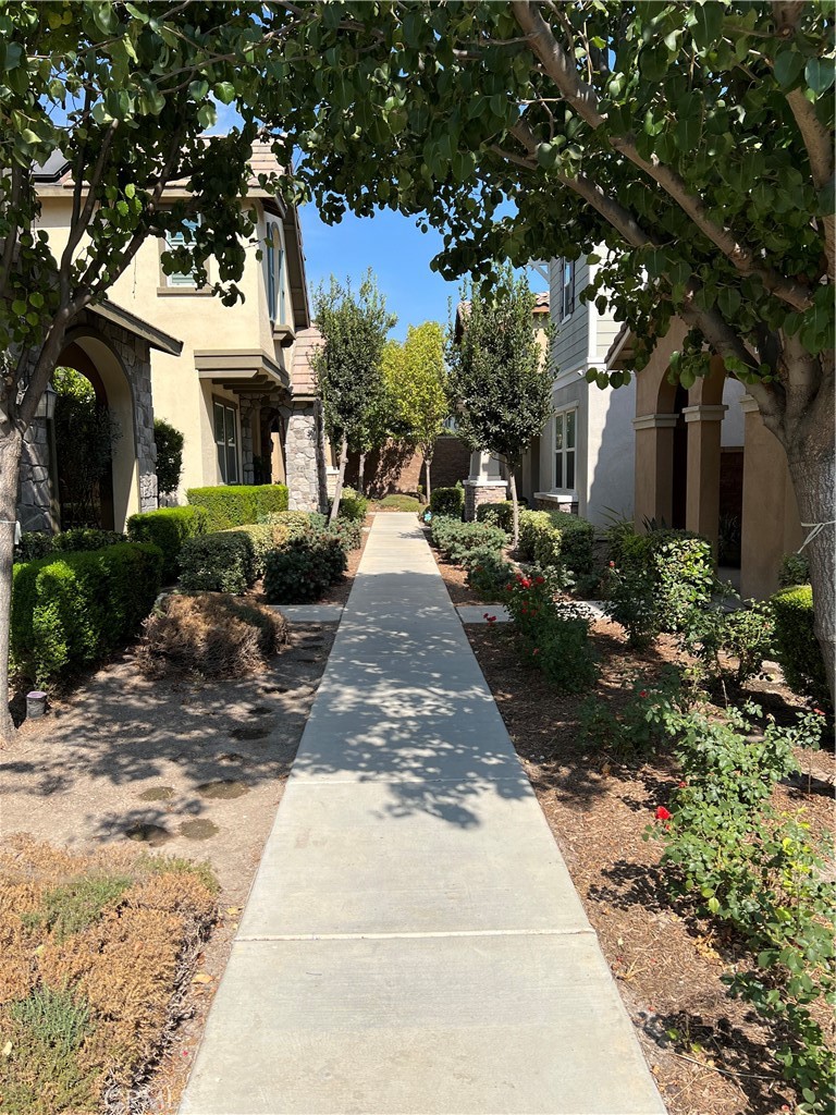 16029 Dexter Property Photo 2