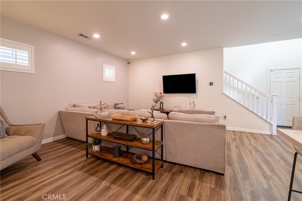 16029 Dexter Property Photo 3