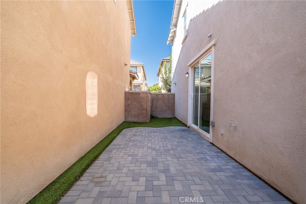 16029 Dexter Property Photo 19