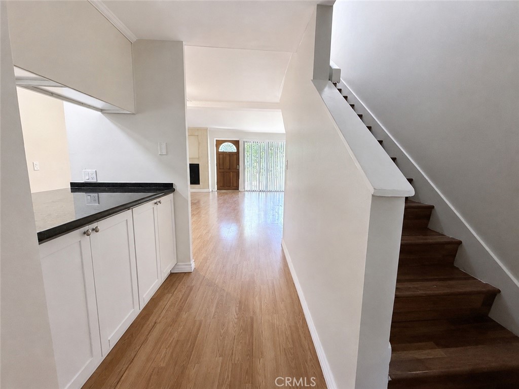 15051 Chatsworth St Property Photo 10