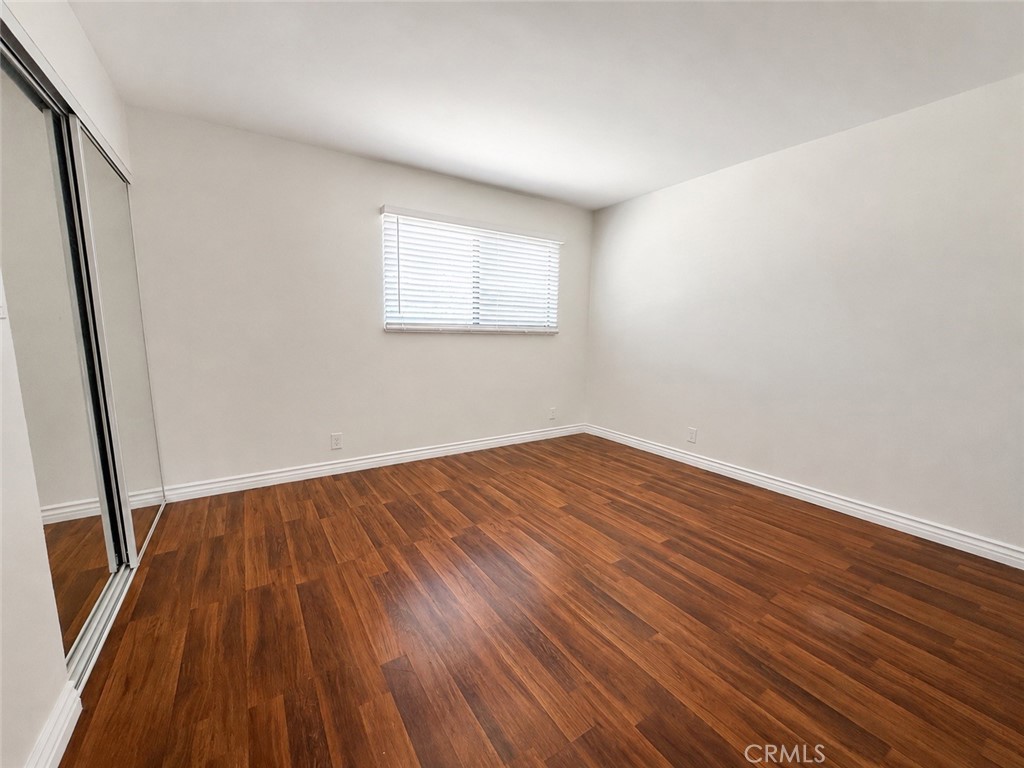 15051 Chatsworth St Property Photo 13