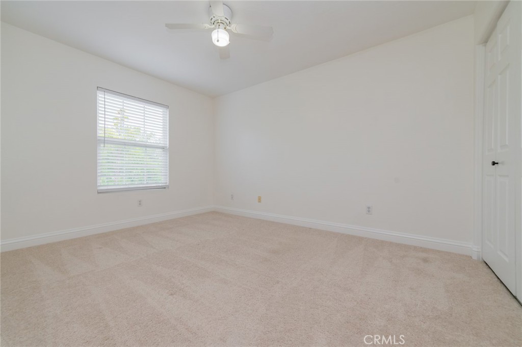 46 Middlebury Property Photo 32
