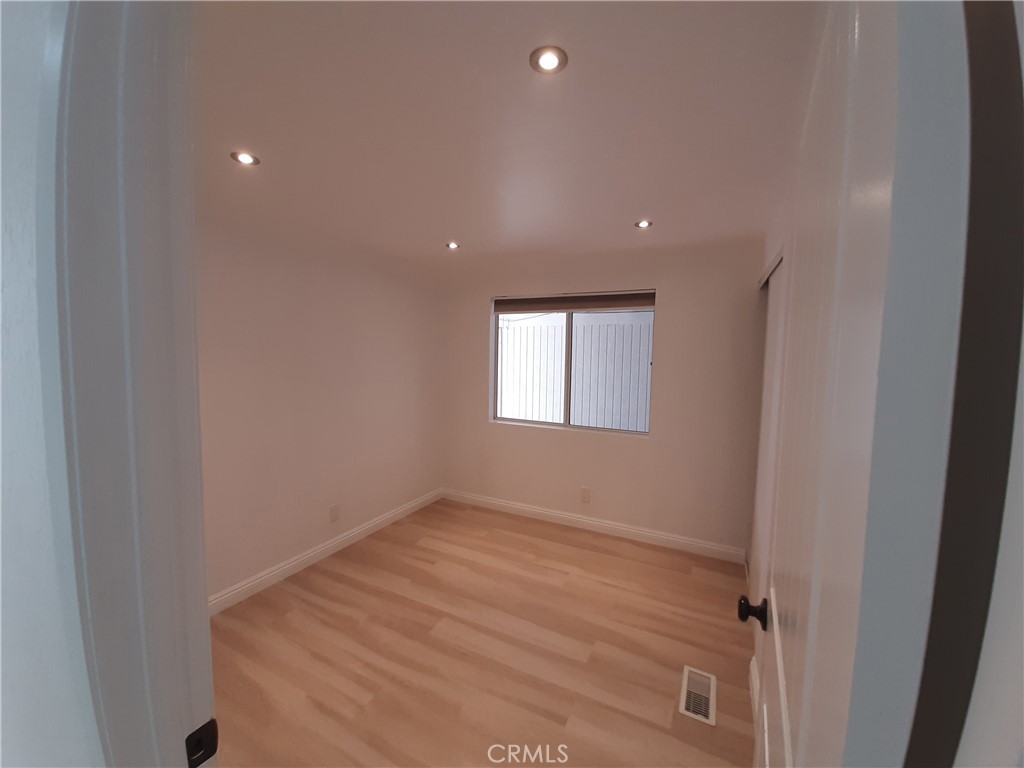 1652 Home Terrace Property Photo 16
