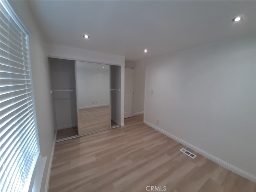 1652 Home Terrace Property Photo 21
