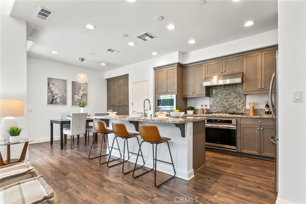 7427 Solstice Place Property Photo 9