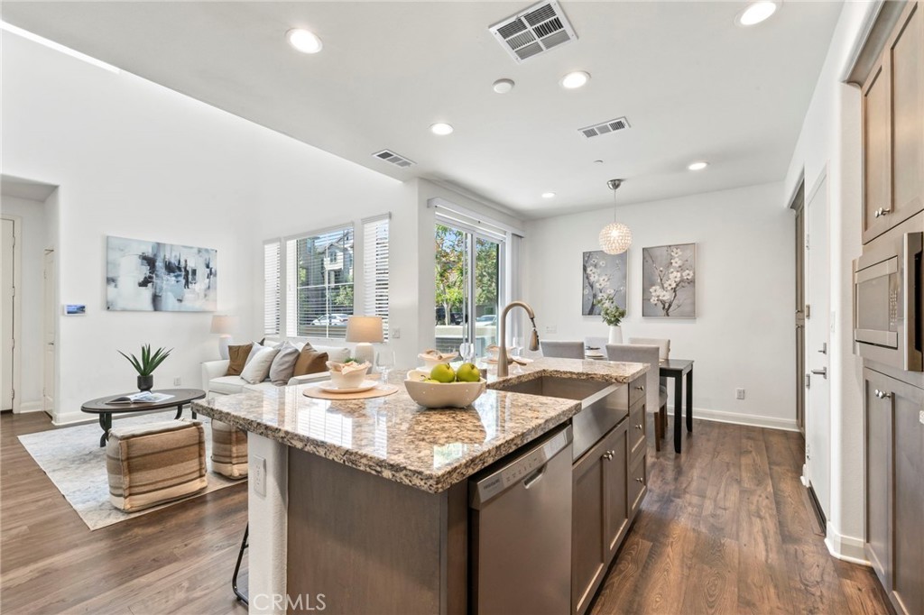 7427 Solstice Place Property Photo 10