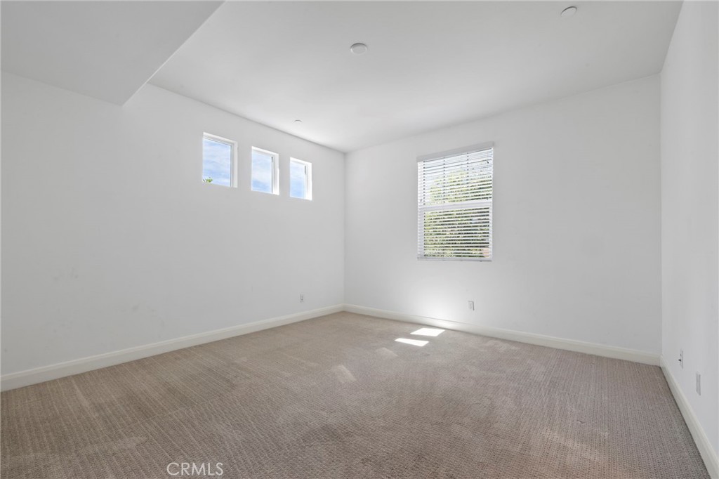 7427 Solstice Place Property Photo 23