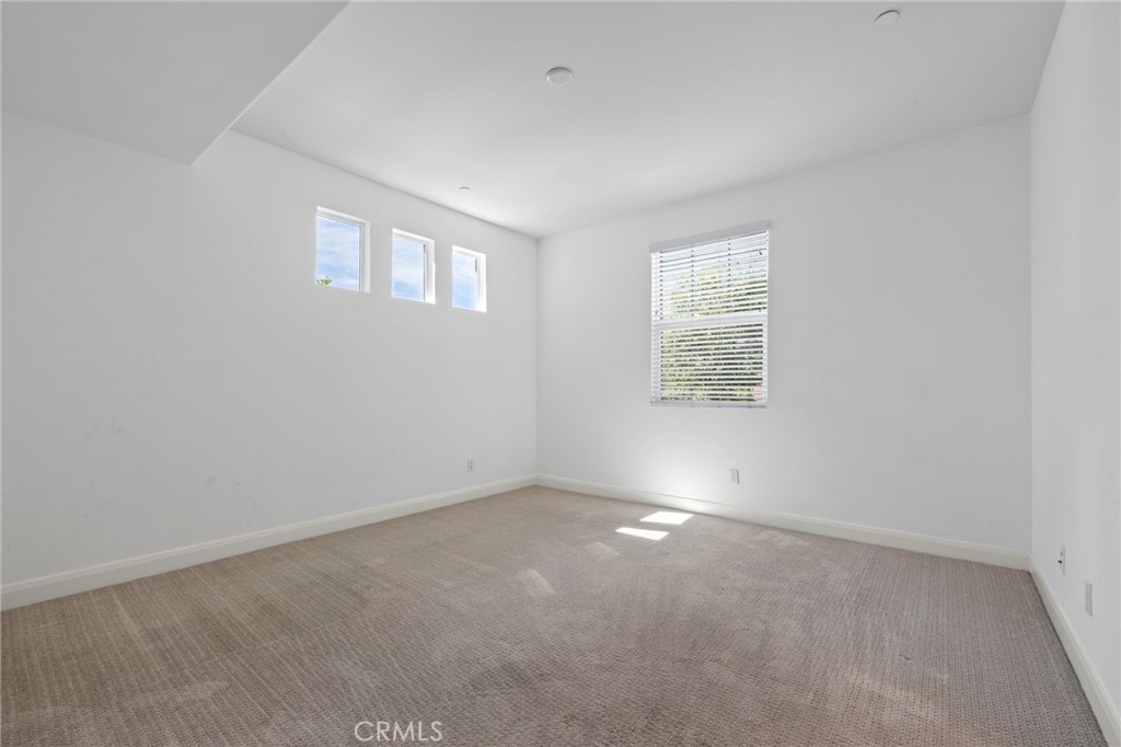 7427 Solstice Place Property Photo 23