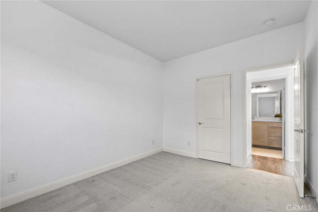 7427 Solstice Place Property Photo 28