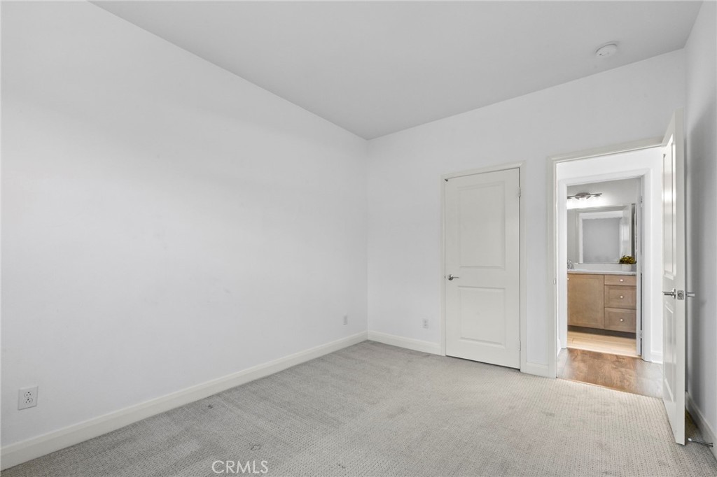 7427 Solstice Place Property Photo 28