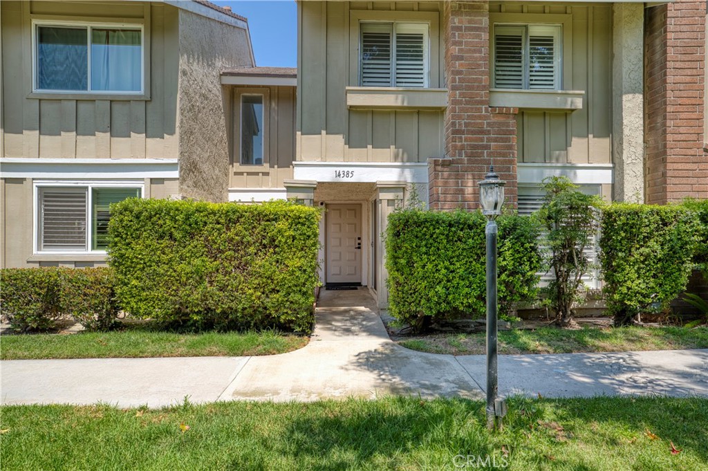 14385 Suffolk Property Photo 1