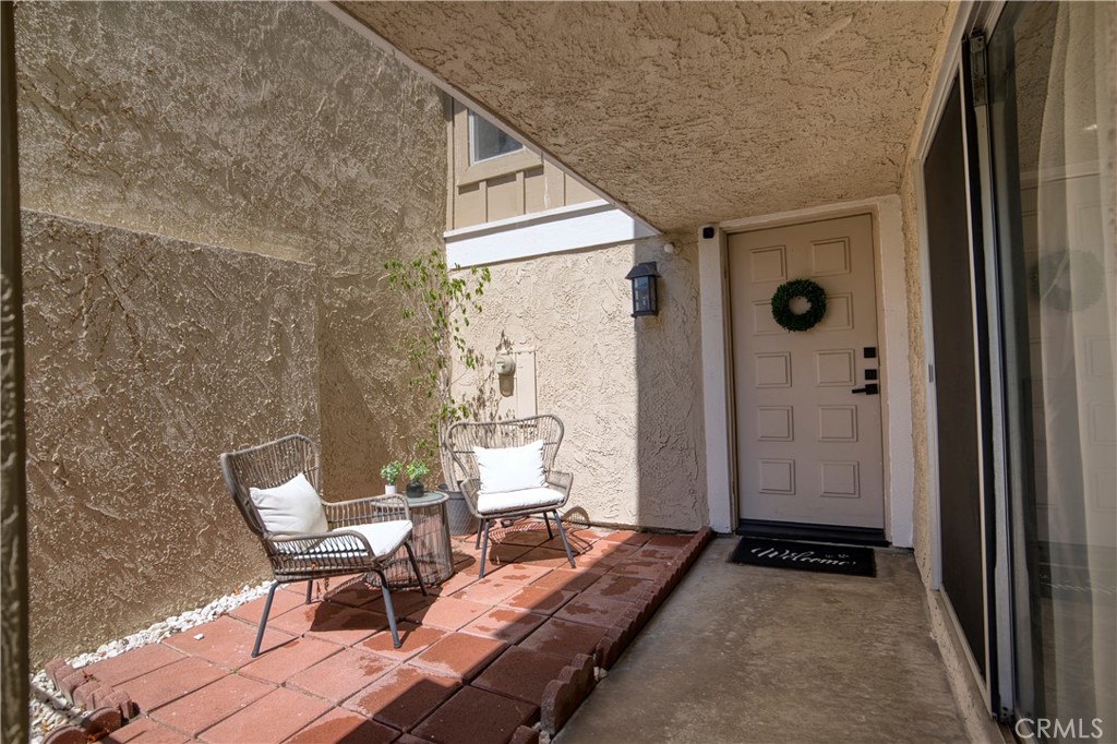 14385 Suffolk Property Photo 3
