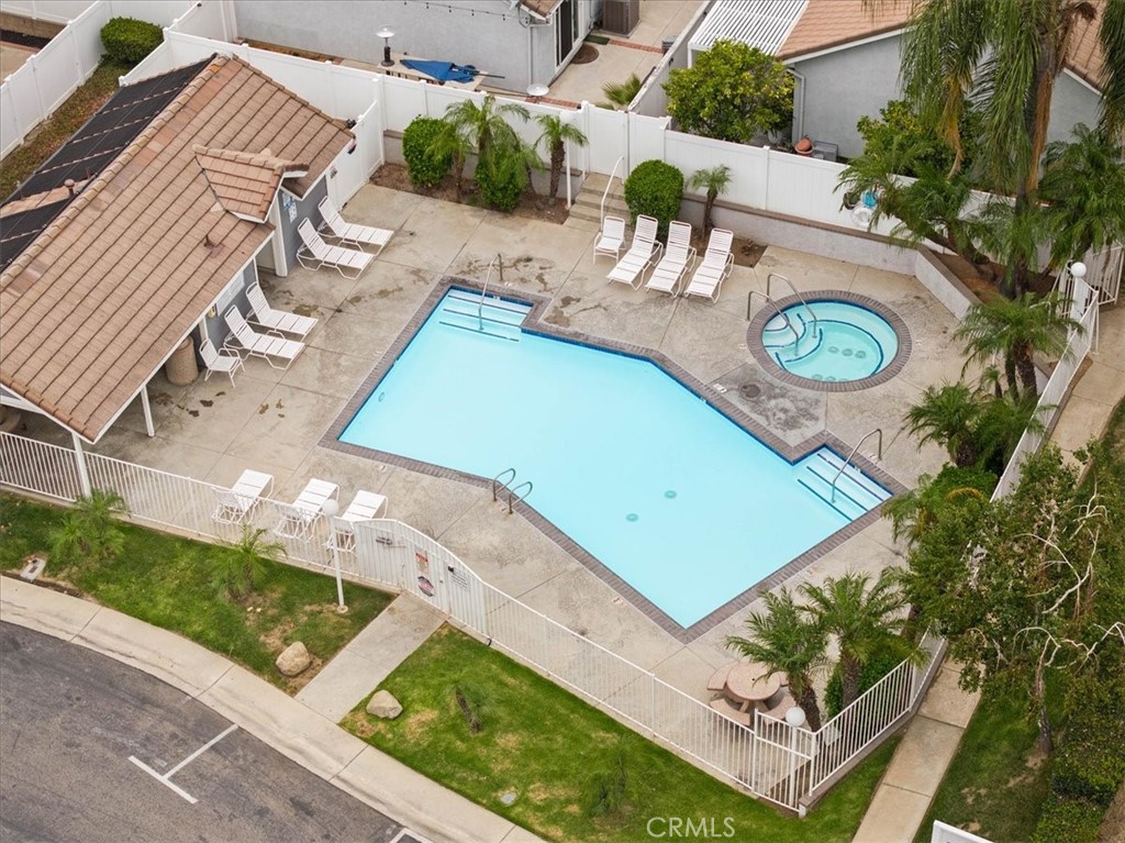 6662 Brighton Property Photo 4