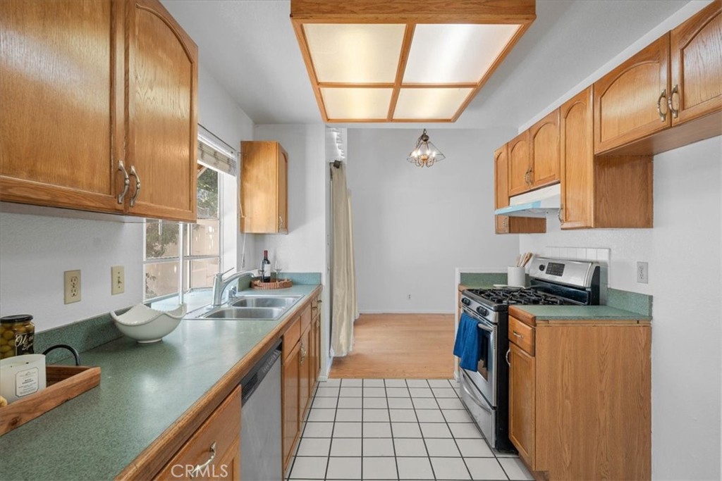 6662 Brighton Property Photo 8