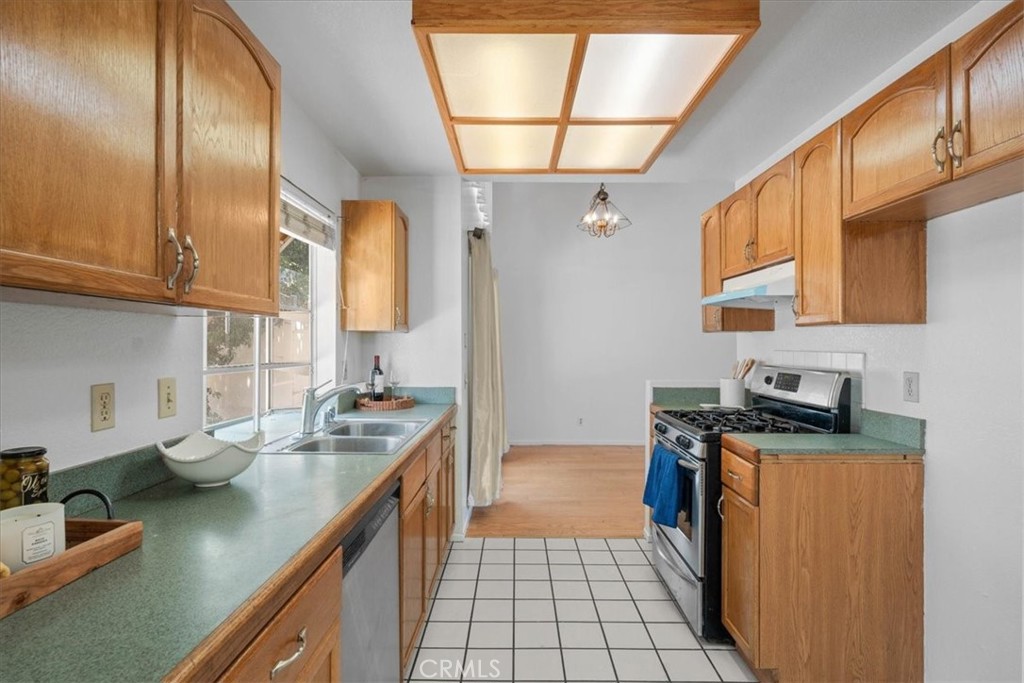 6662 Brighton Property Photo 9