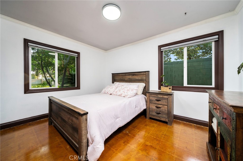 102 S Burnaby Drive Property Photo 13