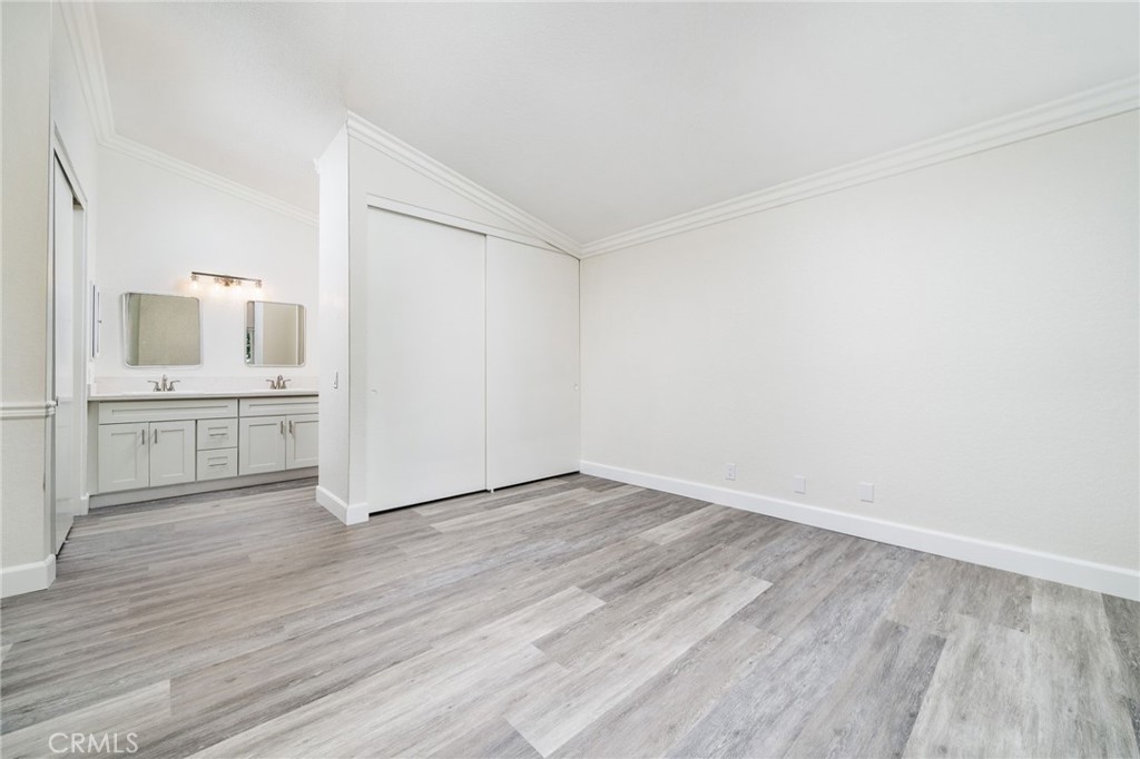 6864 Woodcrest Property Photo 21
