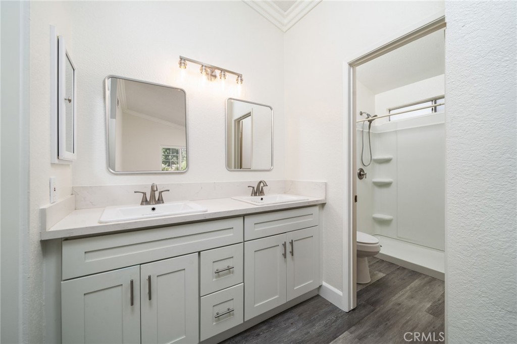 6864 Woodcrest Property Photo 22