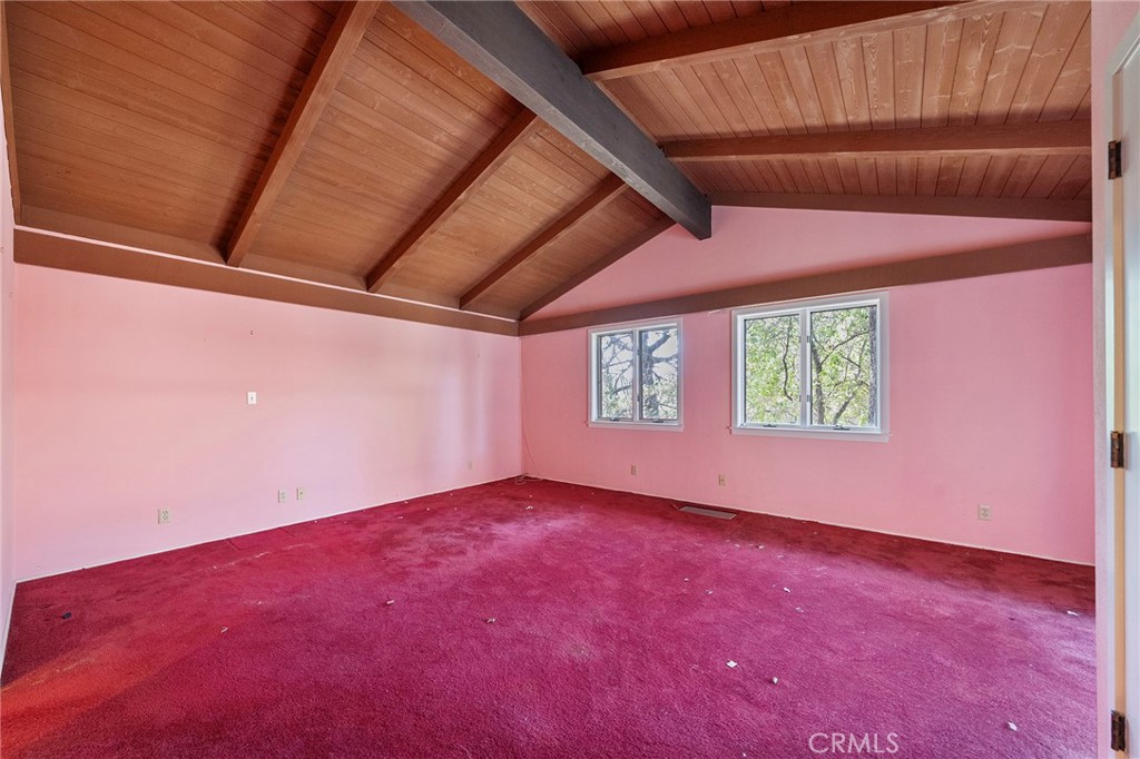 677 N Deodar Property Photo 34