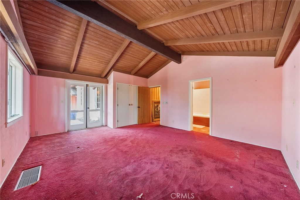 677 N Deodar Property Photo 35