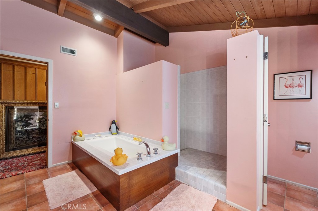 677 N Deodar Property Photo 37