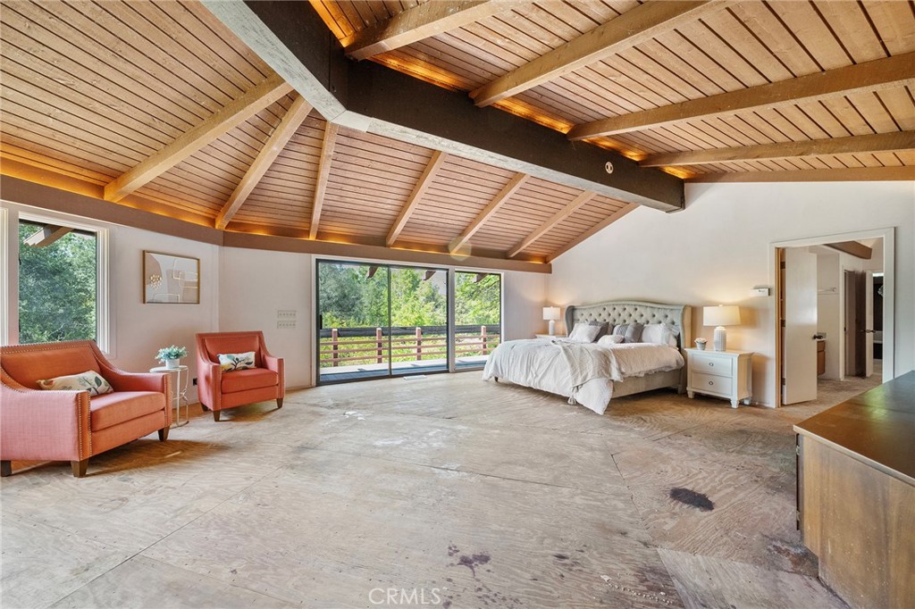 677 N Deodar Property Photo 48